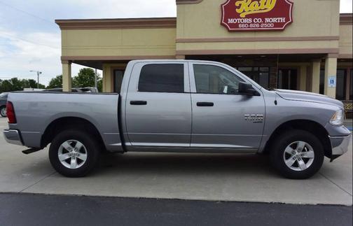 2022 RAM 1500 Classic SLT