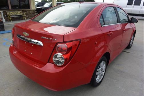 2016 Chevrolet Sonic LT