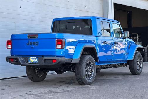 2026 Jeep Gladiator Sport S