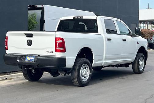 2024 RAM 2500 2500 Tradesman Crew Cab 4x4 6'4' Box