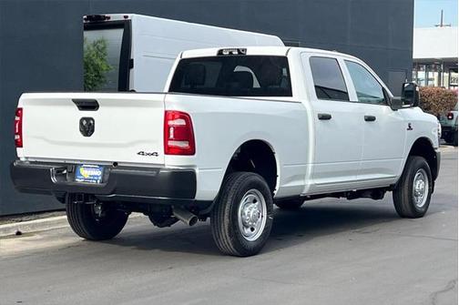 2024 RAM 2500 2500 Tradesman Crew Cab 4x4 6'4' Box