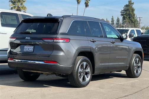 2024 Jeep Grand Cherokee 4xe Base