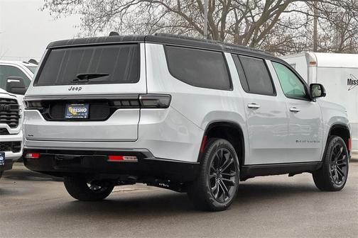 2026 Jeep Grand Wagoneer Grand Wagoneer L Summit Obsidian 4x4