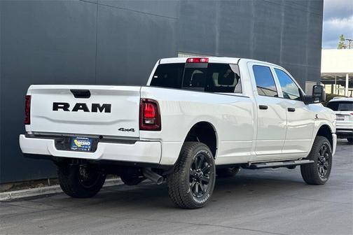 2026 RAM 2500 2500 Black Express Crew Cab 4x4 8' Box