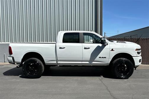 2025 RAM 2500 2500 Laramie Crew Cab 4x4 6'4' Box
