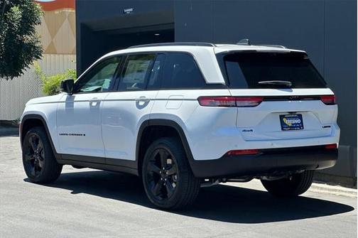 2025 Jeep Grand Cherokee Limited X