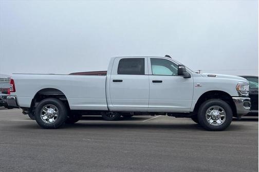 2024 RAM 2500 2500 Tradesman Crew Cab 4x4 8' Box