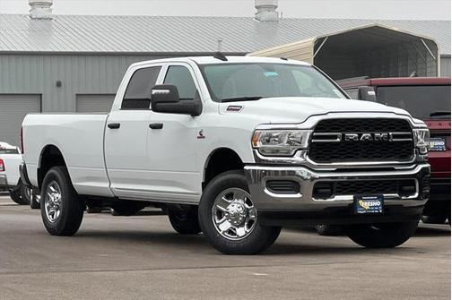 2024 RAM 2500 2500 Tradesman Crew Cab 4x4 8' Box