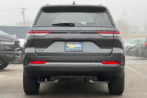 2026 Jeep Grand Cherokee Altitude