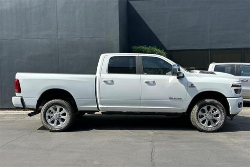 2026 RAM 2500 2500 Laramie Crew Cab 4x4 6'4' Box