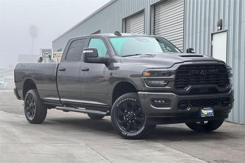 2026 RAM 2500 2500 Black Express Crew Cab 4x4 8' Box