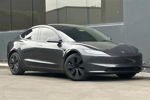 2025 Tesla Model 3 Long Range