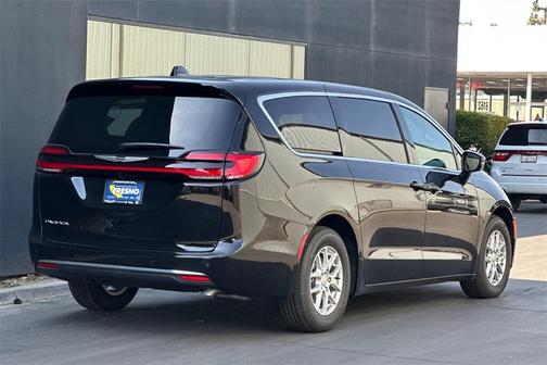 2026 Chrysler Pacifica L