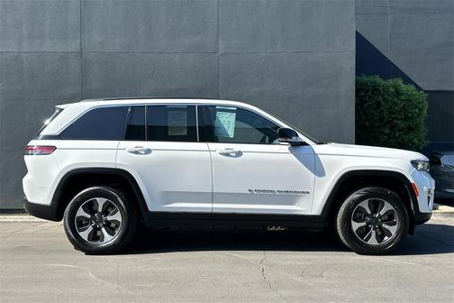 2024 Jeep Grand Cherokee 4xe Base