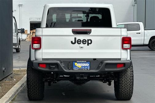 2025 Jeep Gladiator Gladiator Nighthawk 4x4