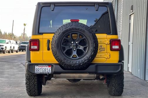 2020 Jeep Wrangler Unlimited Willys