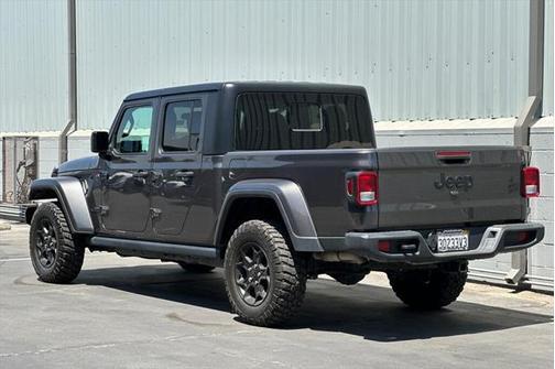 2023 Jeep Gladiator Willys