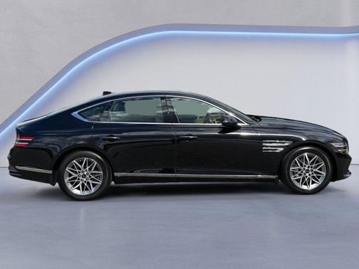 Vik Black 2025 Genesis G80 2.5T