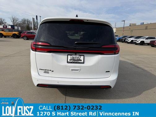 2026 Chrysler Pacifica L