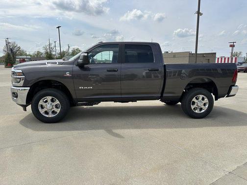 2025 RAM 2500 Big Horn Crew Cab 4x4 6'4' Box