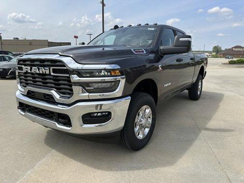 2025 RAM 2500 Big Horn Crew Cab 4x4 6'4' Box