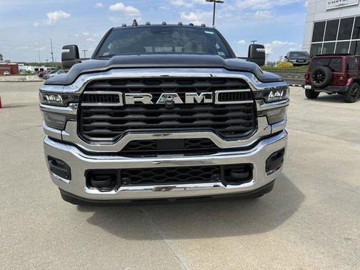 2025 RAM 2500 Big Horn Crew Cab 4x4 6'4' Box