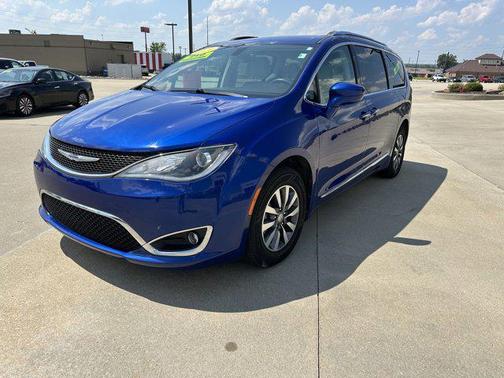 2020 Chrysler Pacifica Touring-L Plus