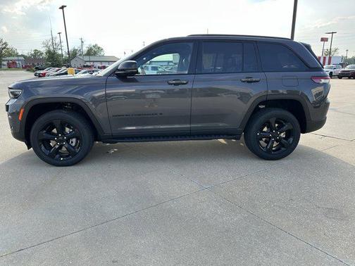 2025 Jeep Grand Cherokee Altitude