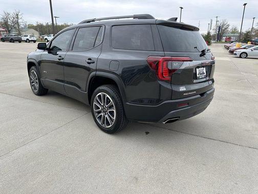 2020 GMC Acadia AWD AT4