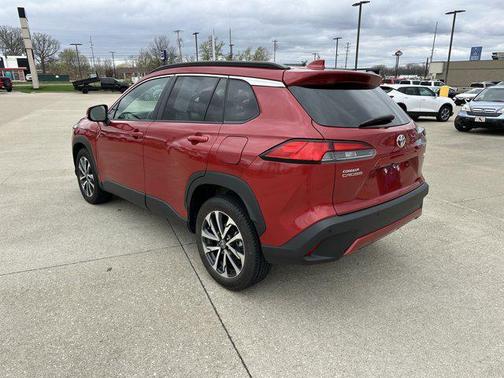 2023 Toyota Corolla Cross XLE