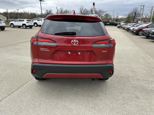 2023 Toyota Corolla Cross XLE