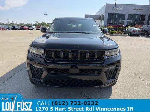 Diamond Black Crystal Pearlcoat 2026 Jeep Grand Cherokee 85th Anniversary Edition