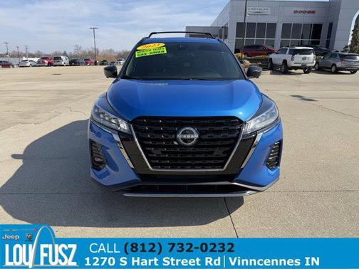 2023 Nissan Kicks SR