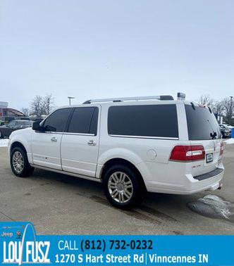 2011 Lincoln Navigator Base
