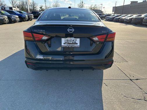 2023 Nissan Altima 2.5 SV