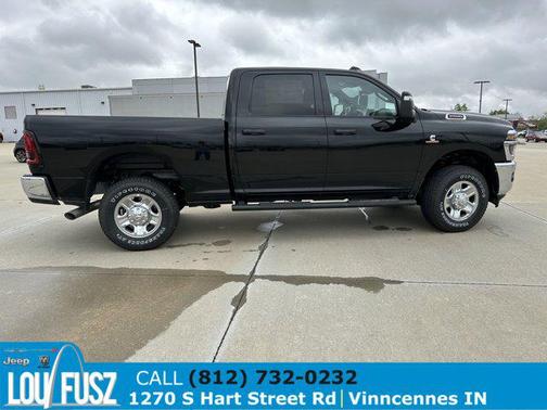 2025 RAM 2500 Tradesman Crew Cab 4x4 6'4' Box