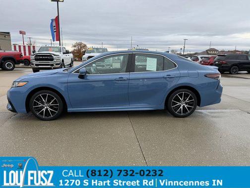 2024 Toyota Camry SE