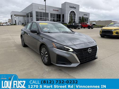 Gun Metallic 2025 Nissan Altima SV FWD
