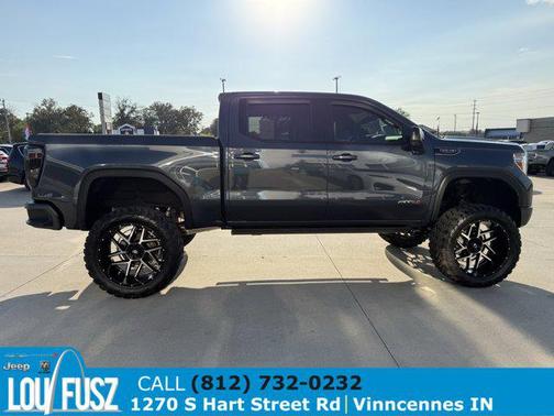 2021 GMC Sierra 1500 AT4