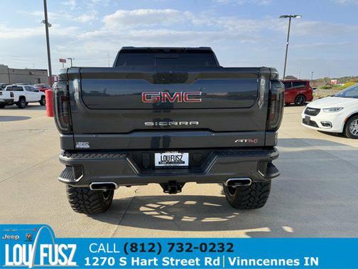 2021 GMC Sierra 1500 AT4
