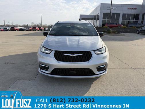 2026 Chrysler Pacifica L