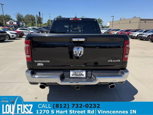 Diamond Black Crystal Pearlcoat 2021 RAM 1500 Laramie