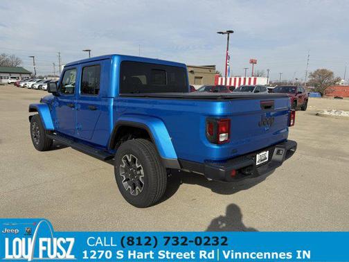 2026 Jeep Gladiator Sahara 4x4