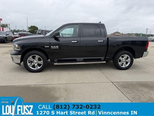 Brilliant Black Crystal Pearlcoat 2018 RAM 1500 Big Horn