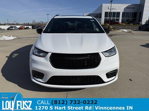 2026 Chrysler Pacifica L