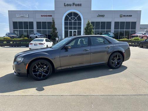 2023 Chrysler 300 S