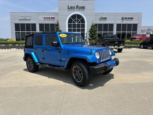 2016 Jeep Wrangler Unlimited Sahara