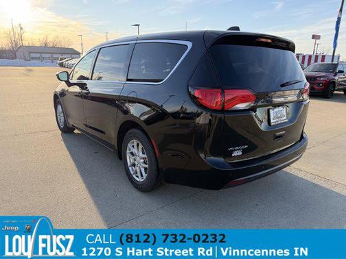 2026 Chrysler Voyager LX