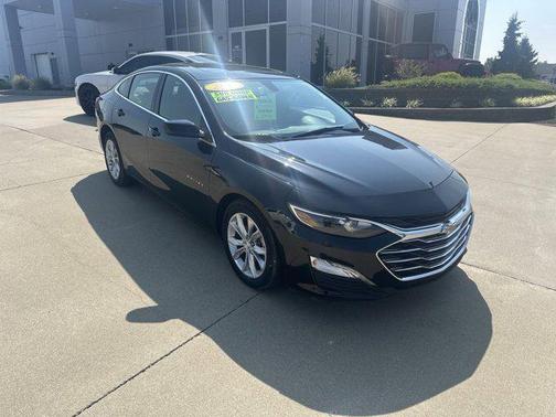 2022 Chevrolet Malibu FWD LT