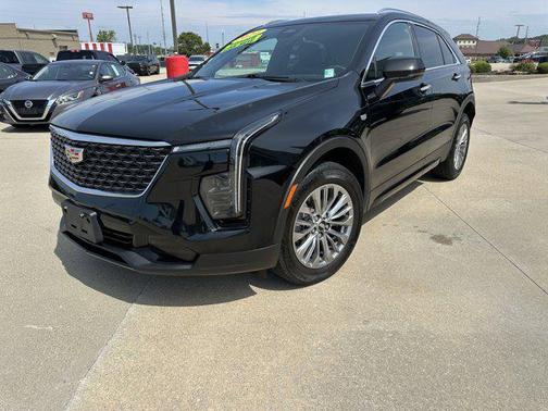 2024 Cadillac XT4 Premium Luxury